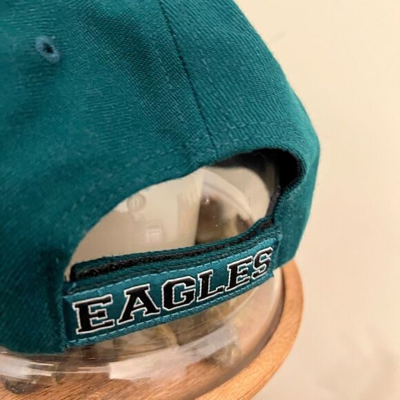 Philadelphia Eagles Men’s Twin Enterprises Wool blend adjustable hat. - Picture 3 of 5